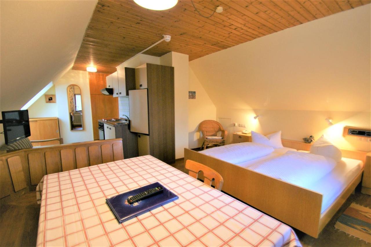 Zur Traube Schwarzwaldhotel & Restaurant Am Titisee Sankt Märgen Esterno foto