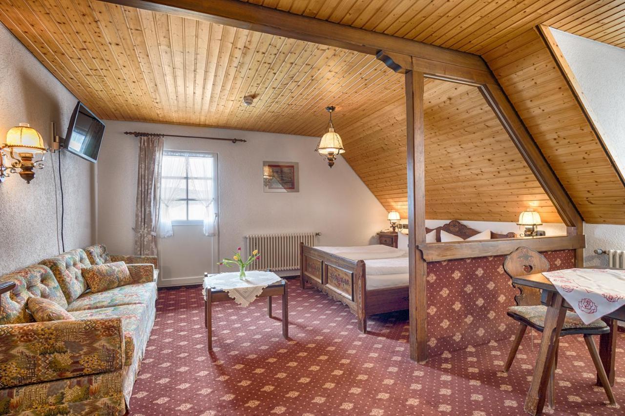 Zur Traube Schwarzwaldhotel & Restaurant Am Titisee Sankt Märgen Esterno foto