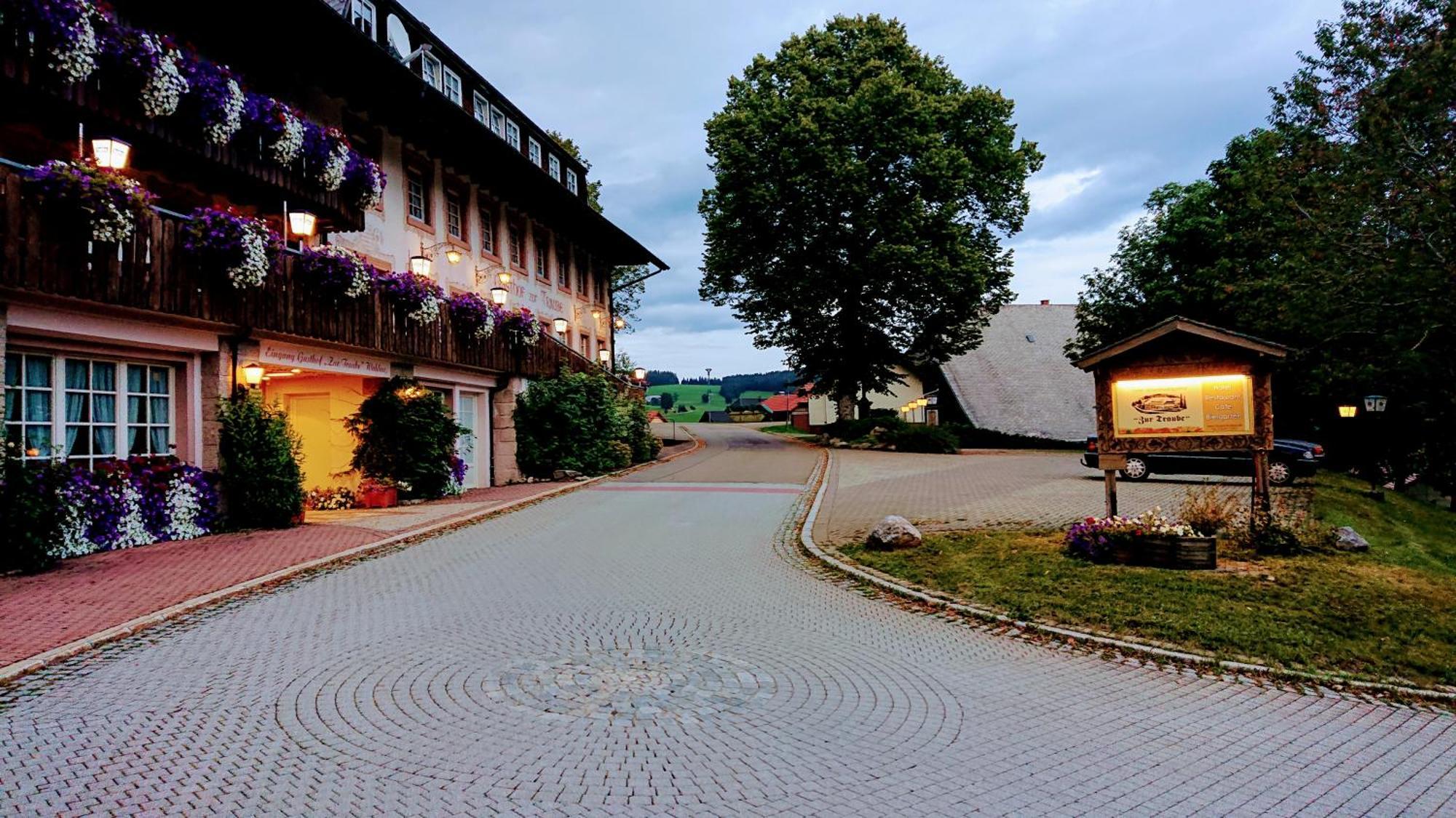 Zur Traube Schwarzwaldhotel & Restaurant Am Titisee Sankt Märgen Esterno foto