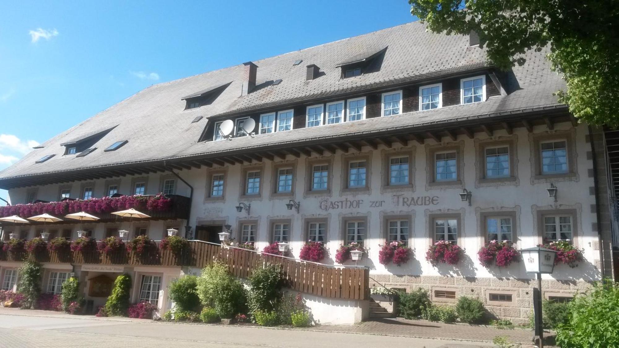 Zur Traube Schwarzwaldhotel & Restaurant Am Titisee Sankt Märgen Esterno foto